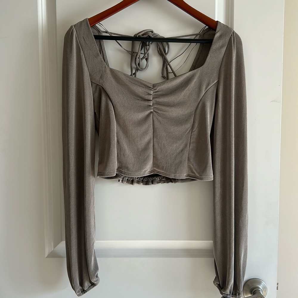 Cropped blouse